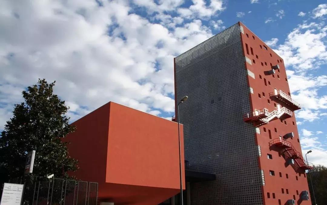 j9����վ�����й����ٷ���վ