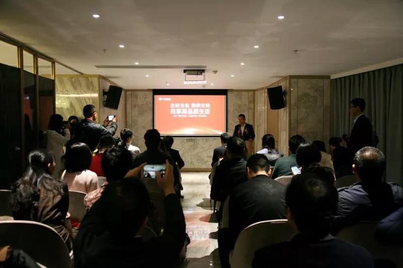 j9����վ�����й����ٷ���վ