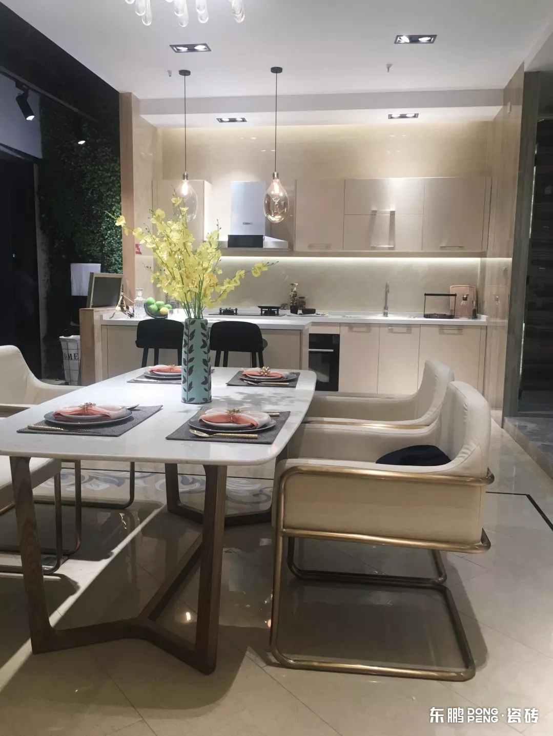 j9����վ�����й����ٷ���վ