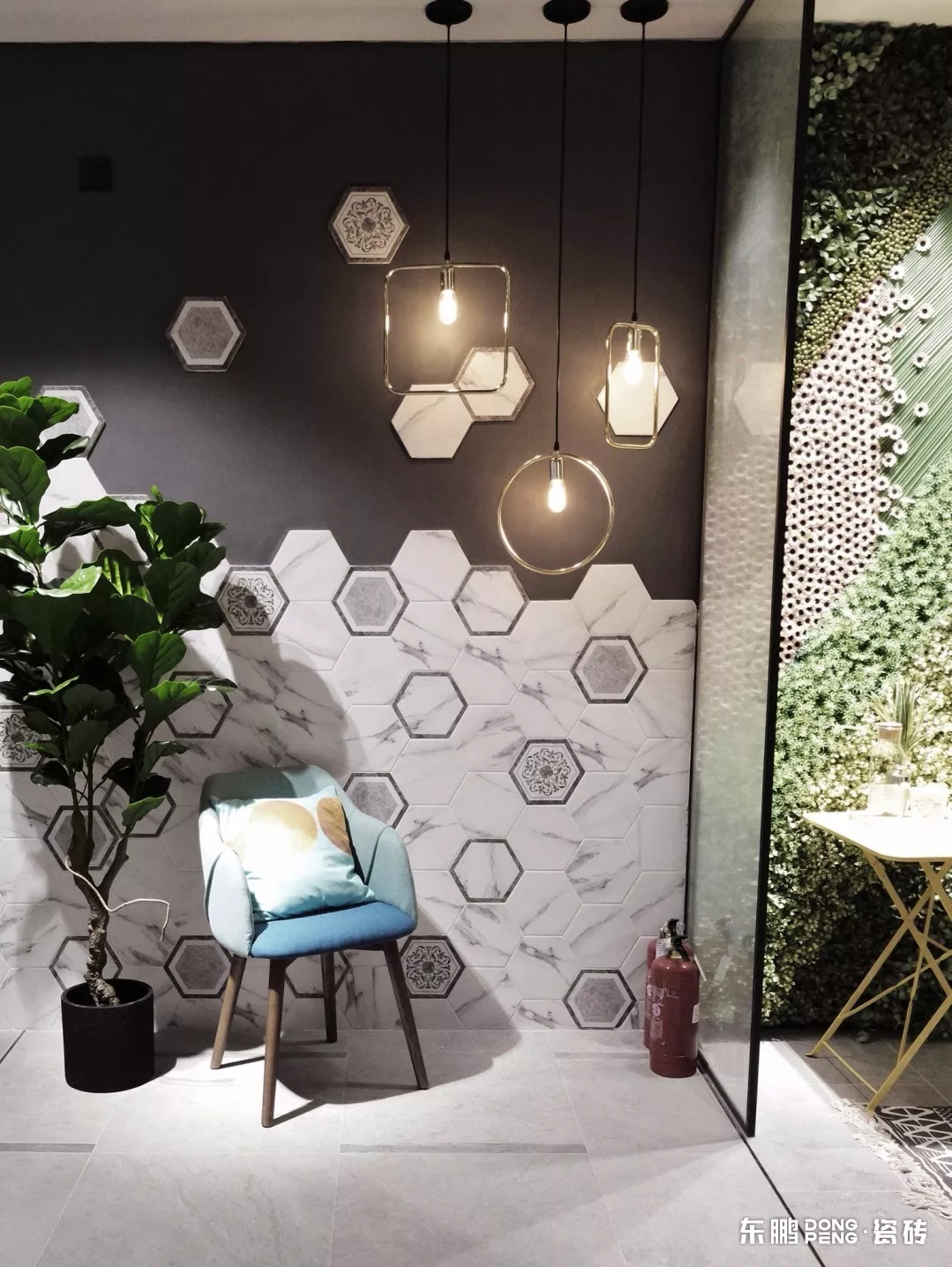 j9����վ�����й����ٷ���վ