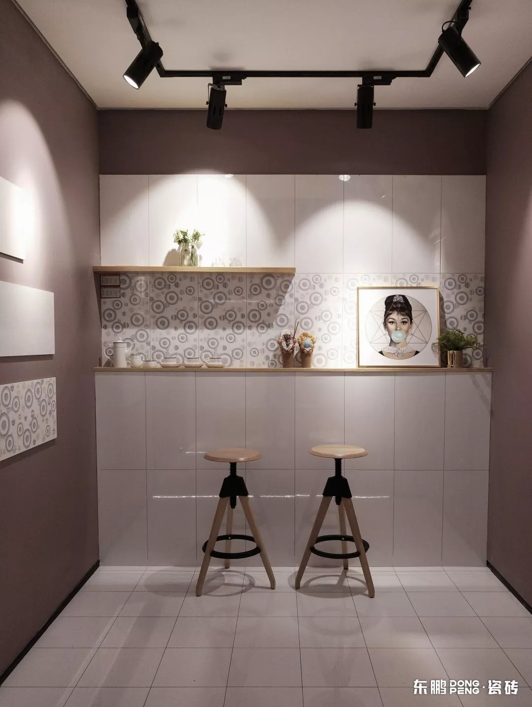 j9����վ�����й����ٷ���վ