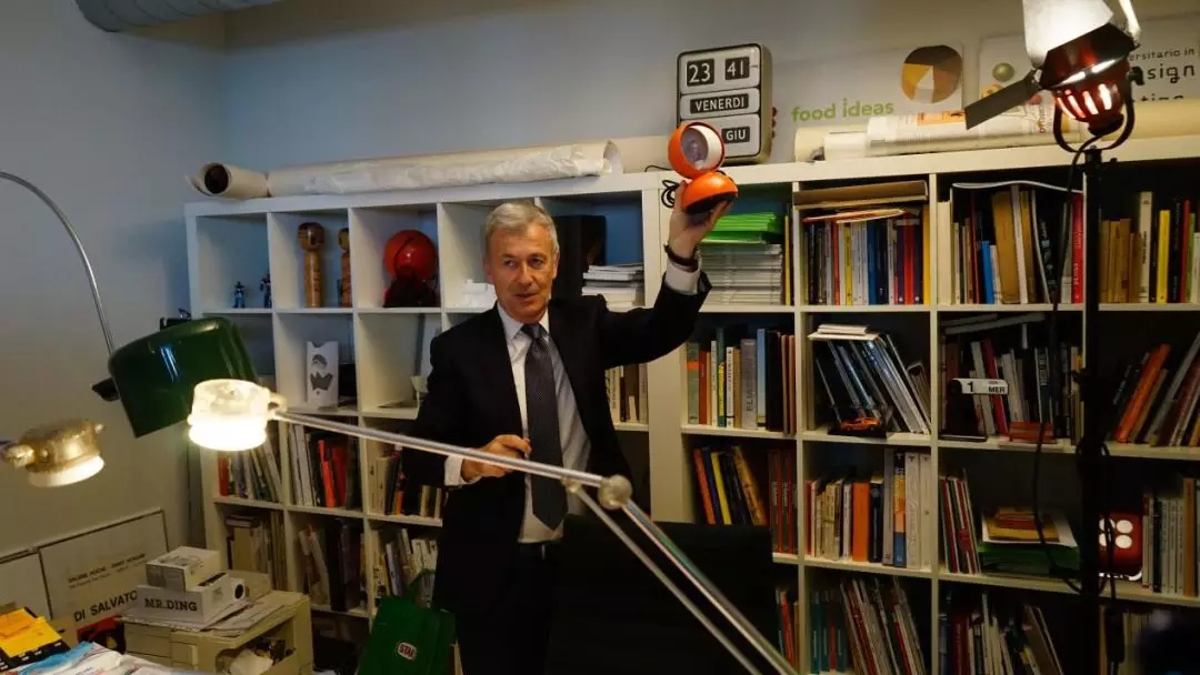 j9����վ�����й����ٷ���վ