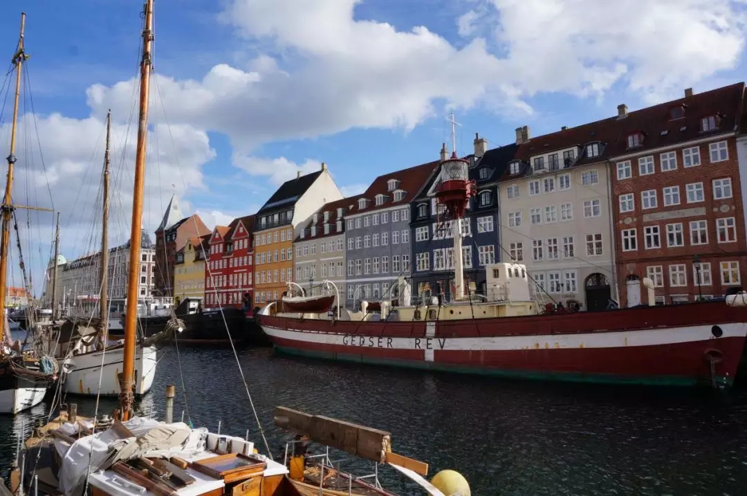 j9����վ�����й����ٷ���վ