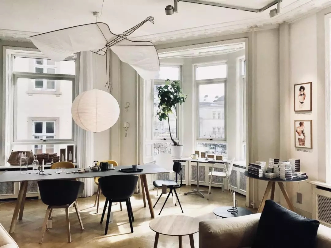 j9����վ�����й����ٷ���վ