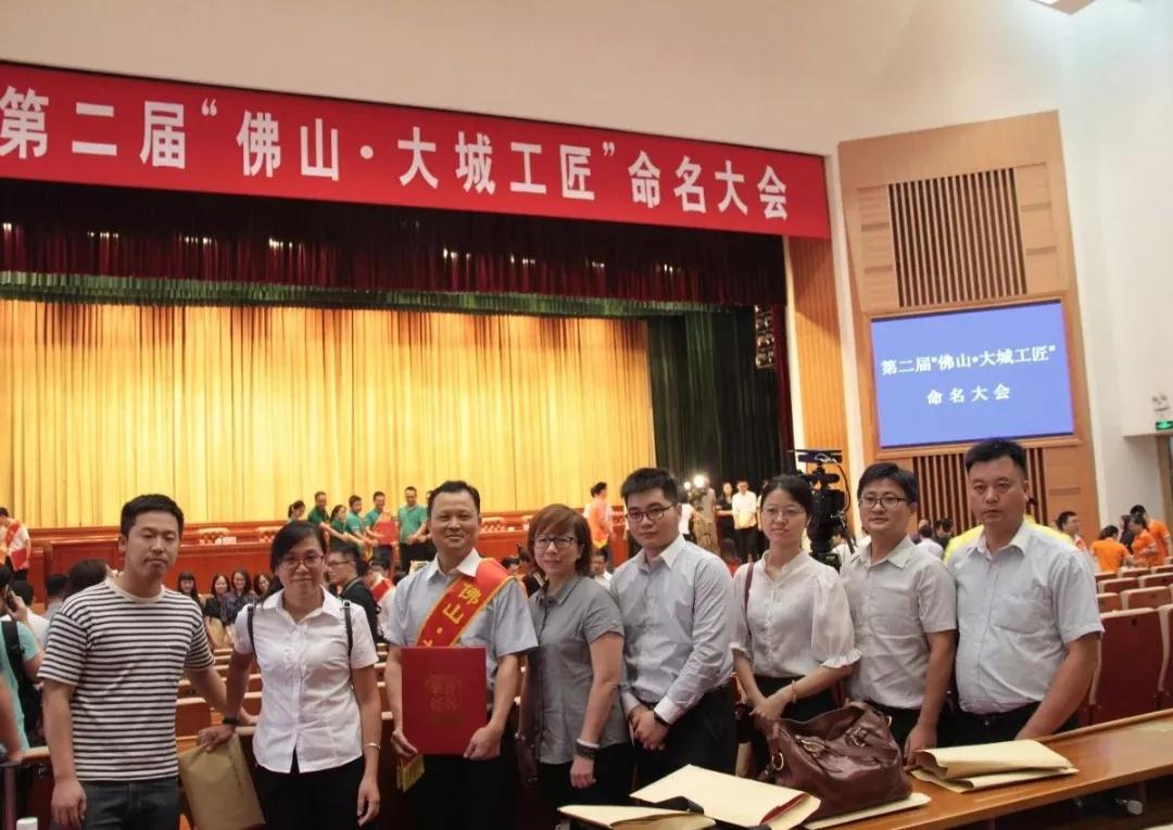 j9����վ�����й����ٷ���վ