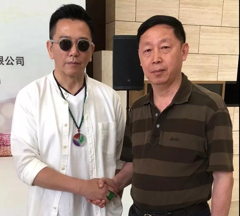 j9����վ�����й����ٷ���վ