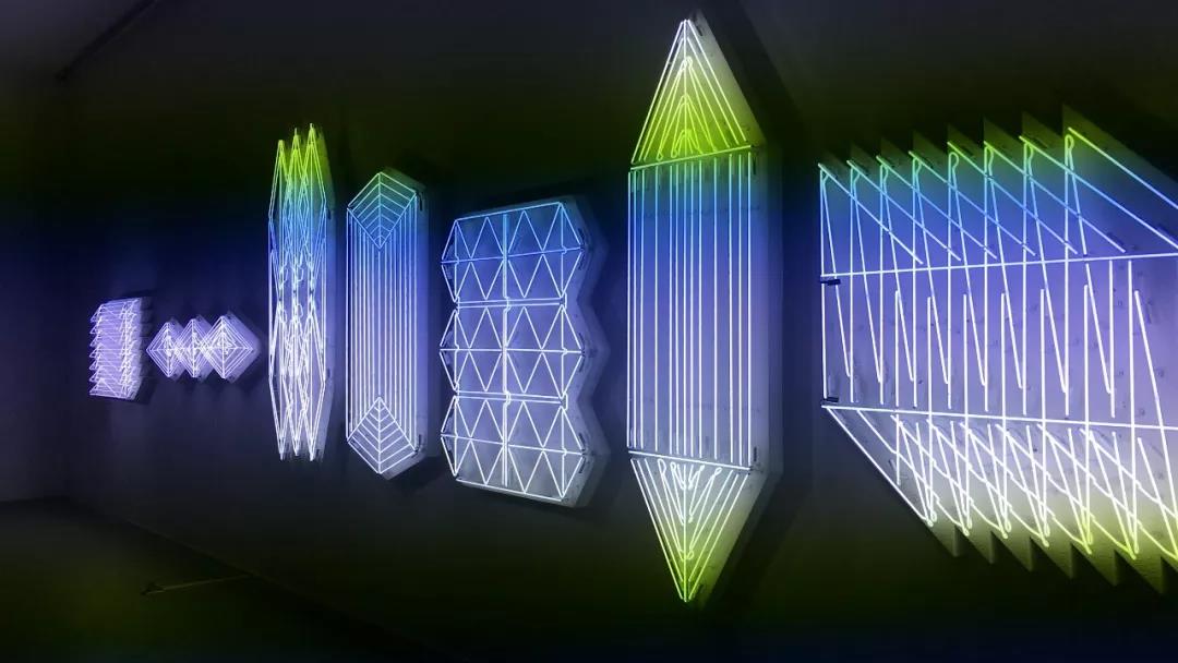 j9����վ�����й����ٷ���վ