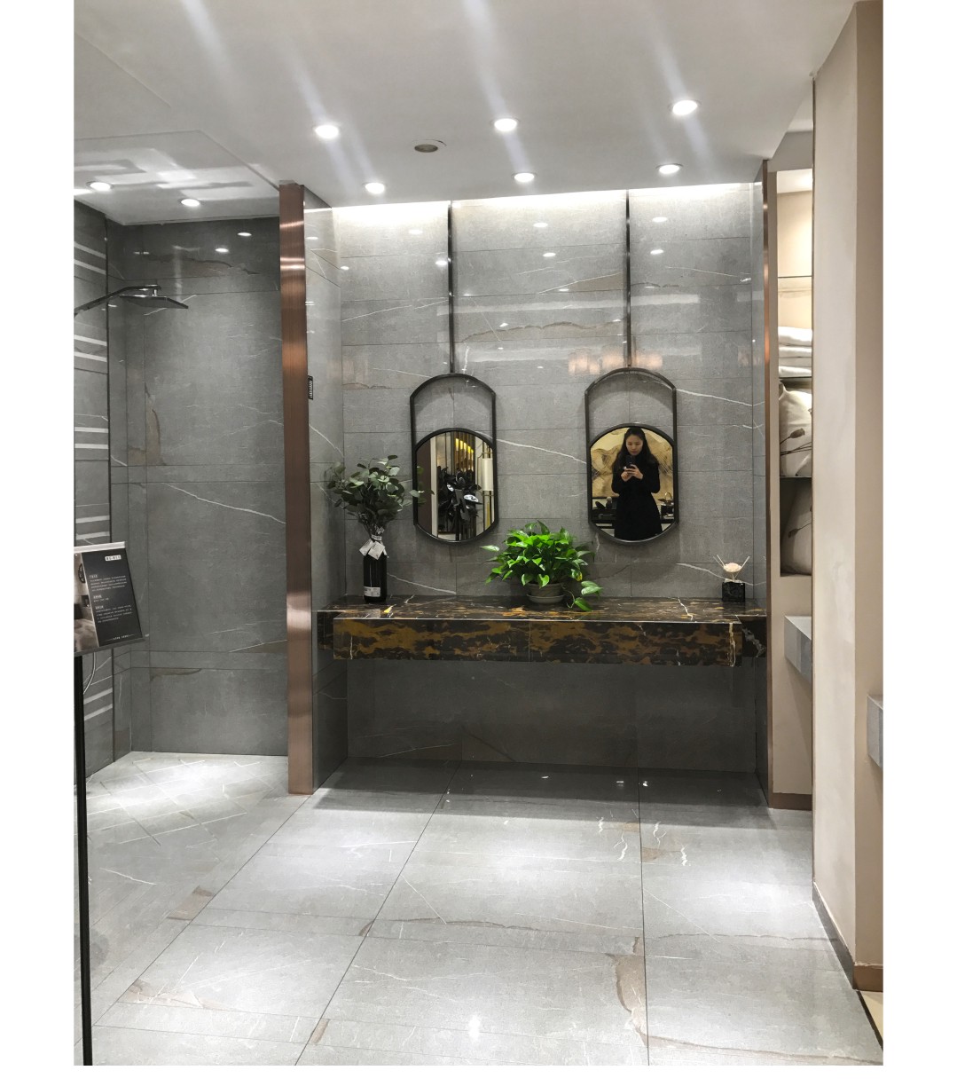 j9����վ�����й����ٷ���վ