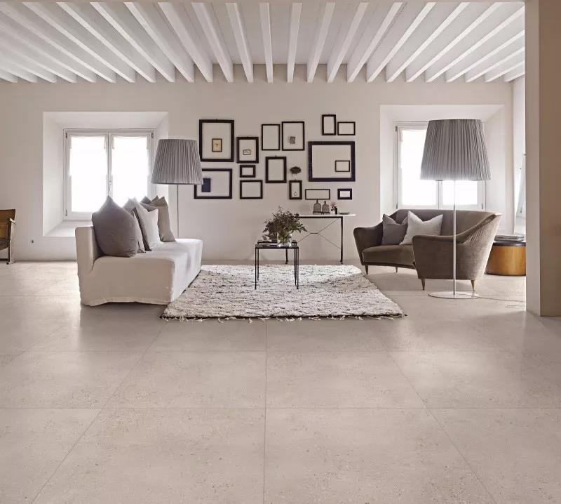 j9����վ�����й����ٷ���վ