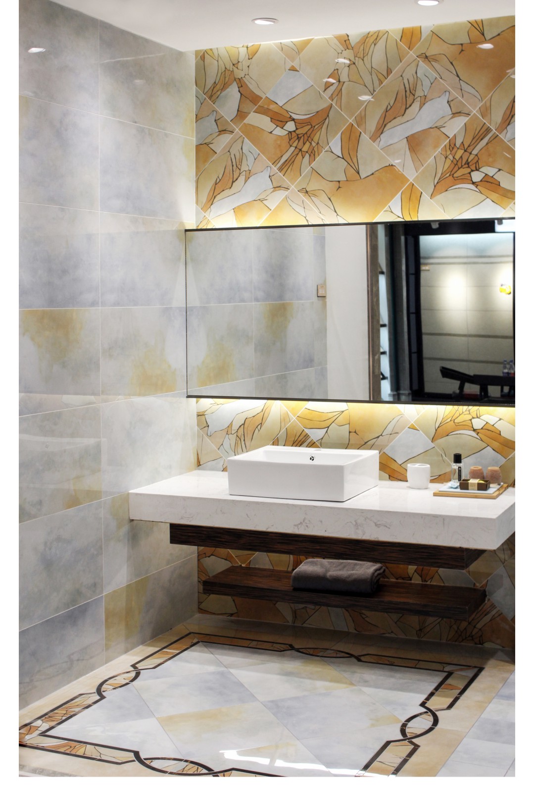 j9����վ�����й����ٷ���վ