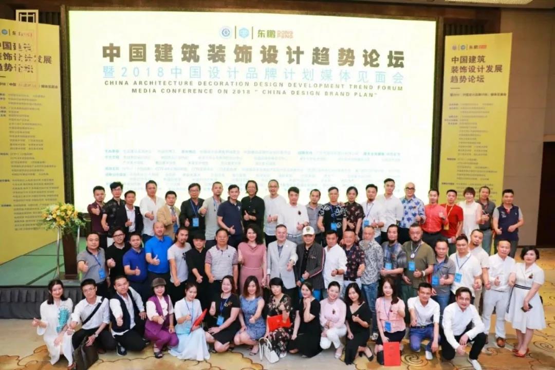 j9����վ�����й����ٷ���վ