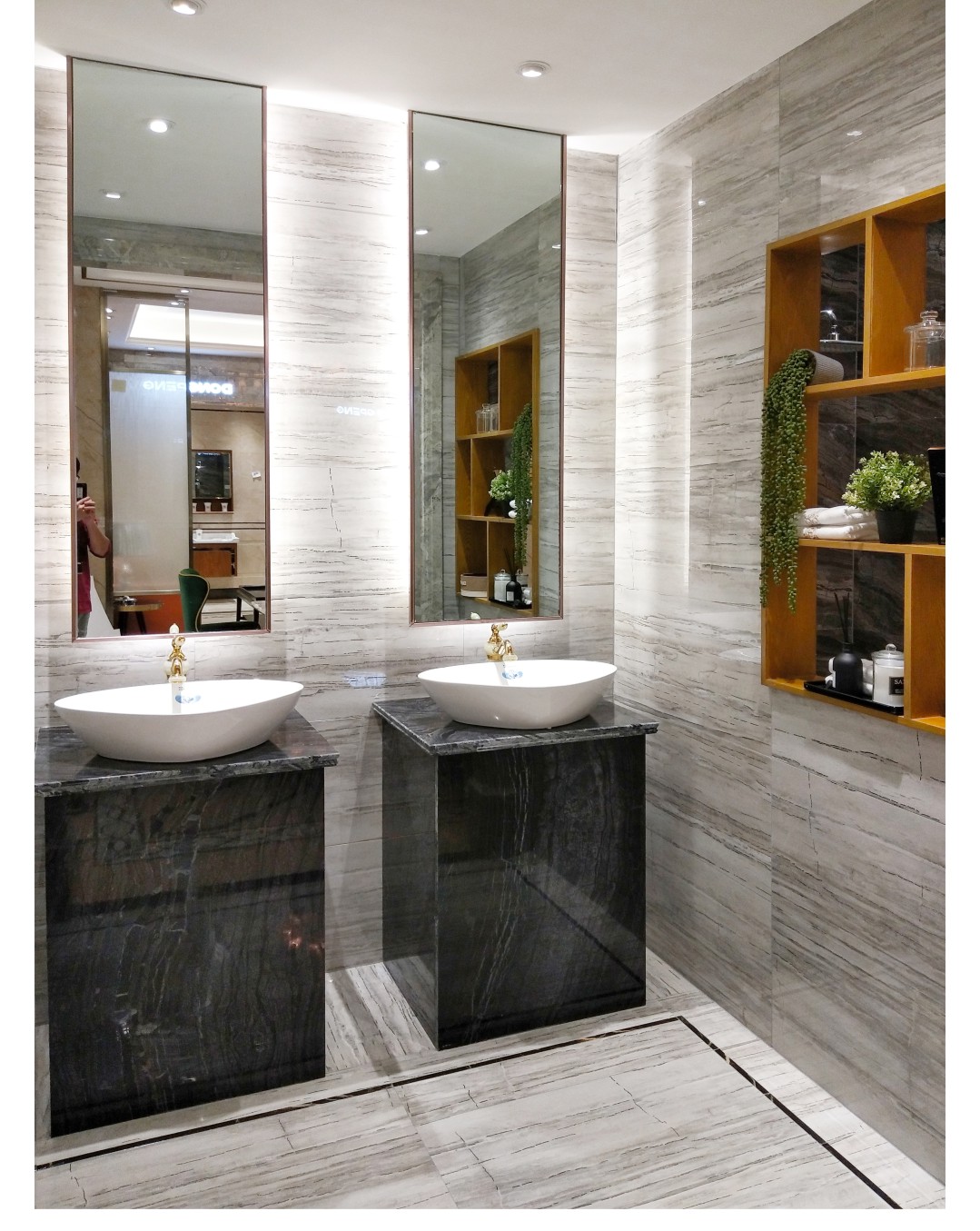 j9����վ�����й����ٷ���վ