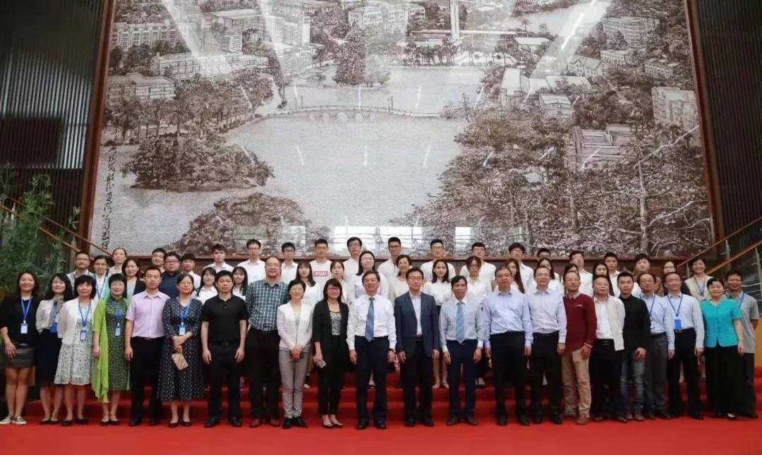 j9����վ�����й����ٷ���վ