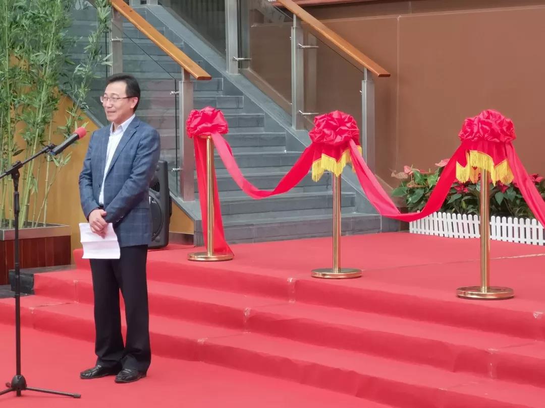 j9����վ�����й����ٷ���վ