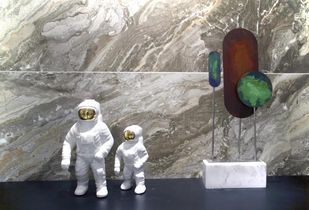 j9����վ�����й����ٷ���վ