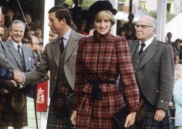 j9����վ�����й����ٷ���վ