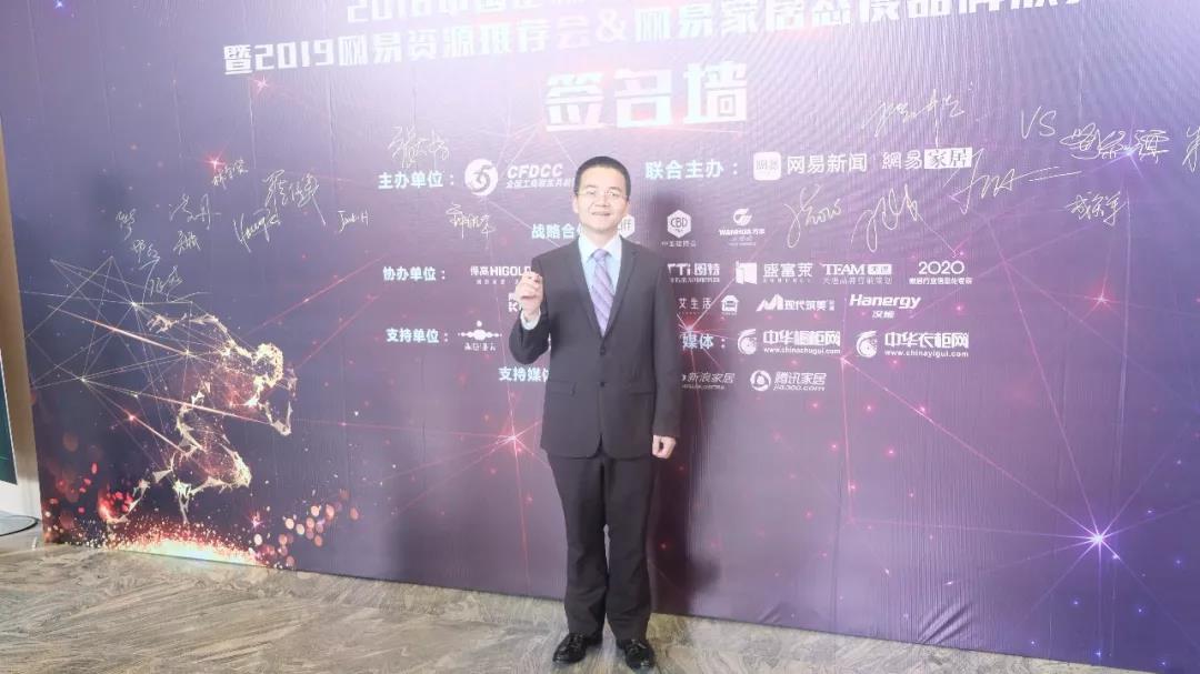 j9����վ�����й����ٷ���վ