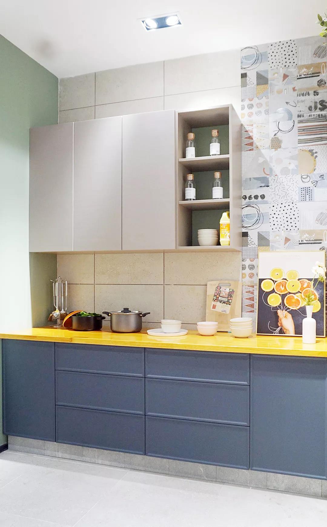 j9����վ�����й����ٷ���վ