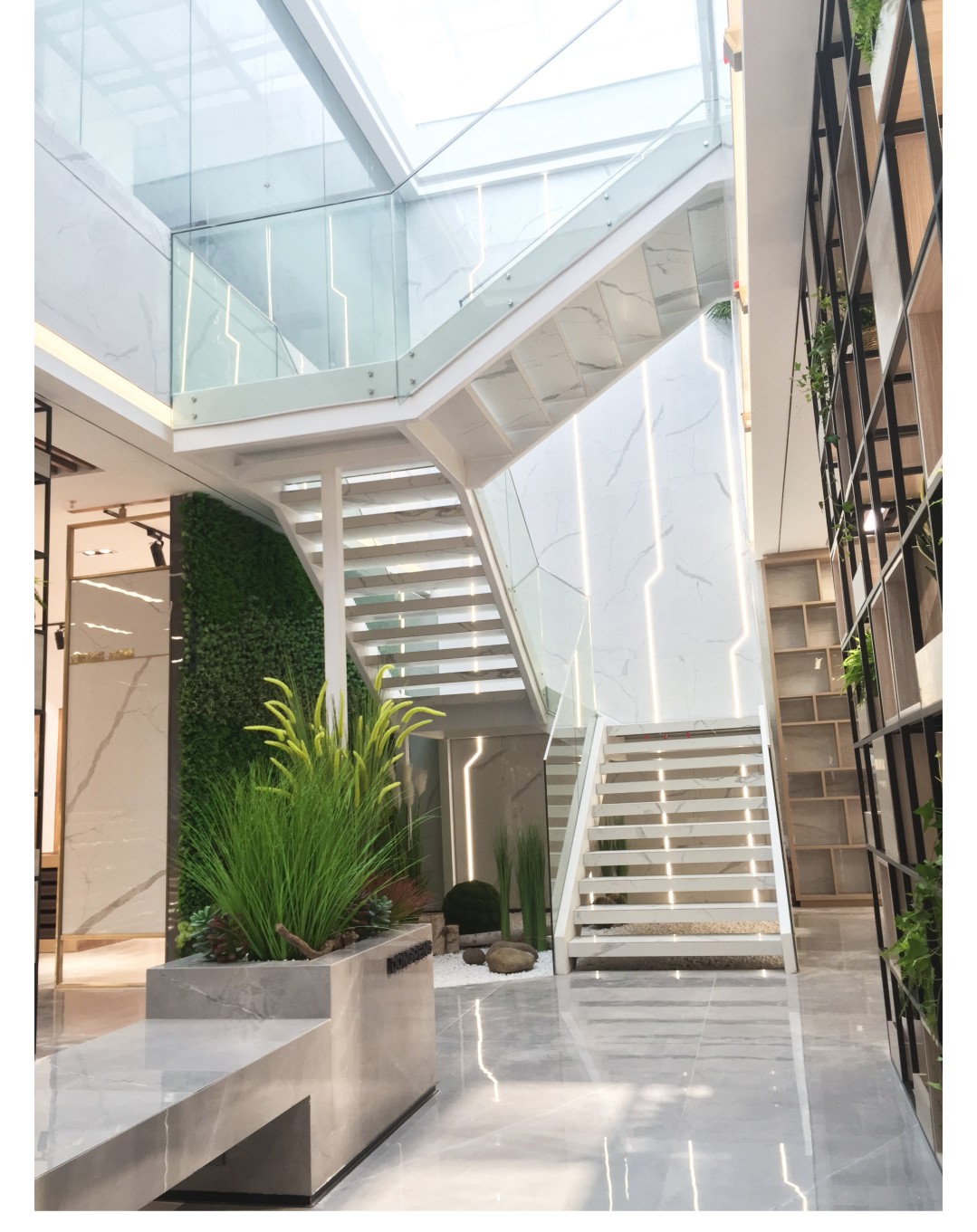 j9����վ�����й����ٷ���վ