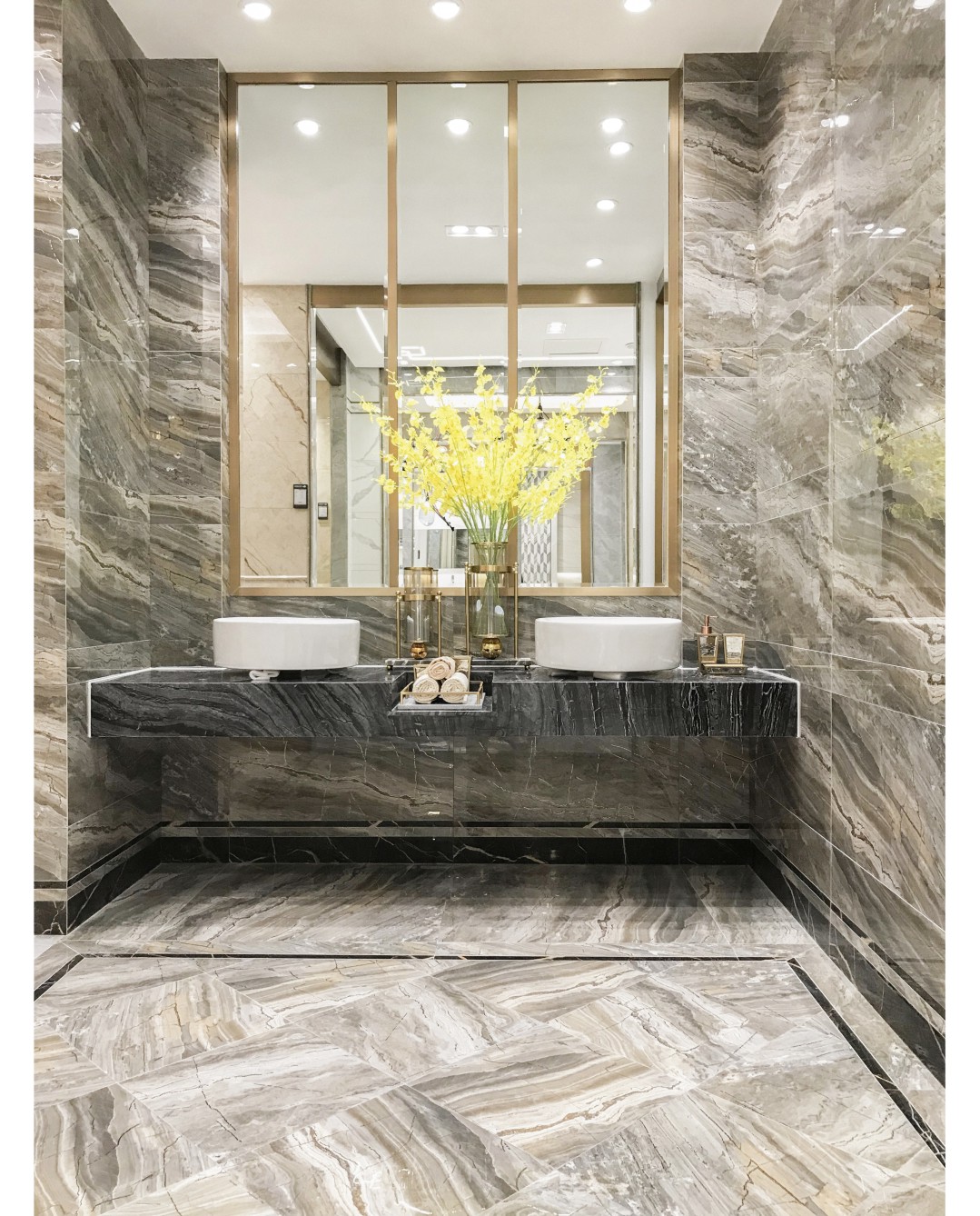 j9����վ�����й����ٷ���վ