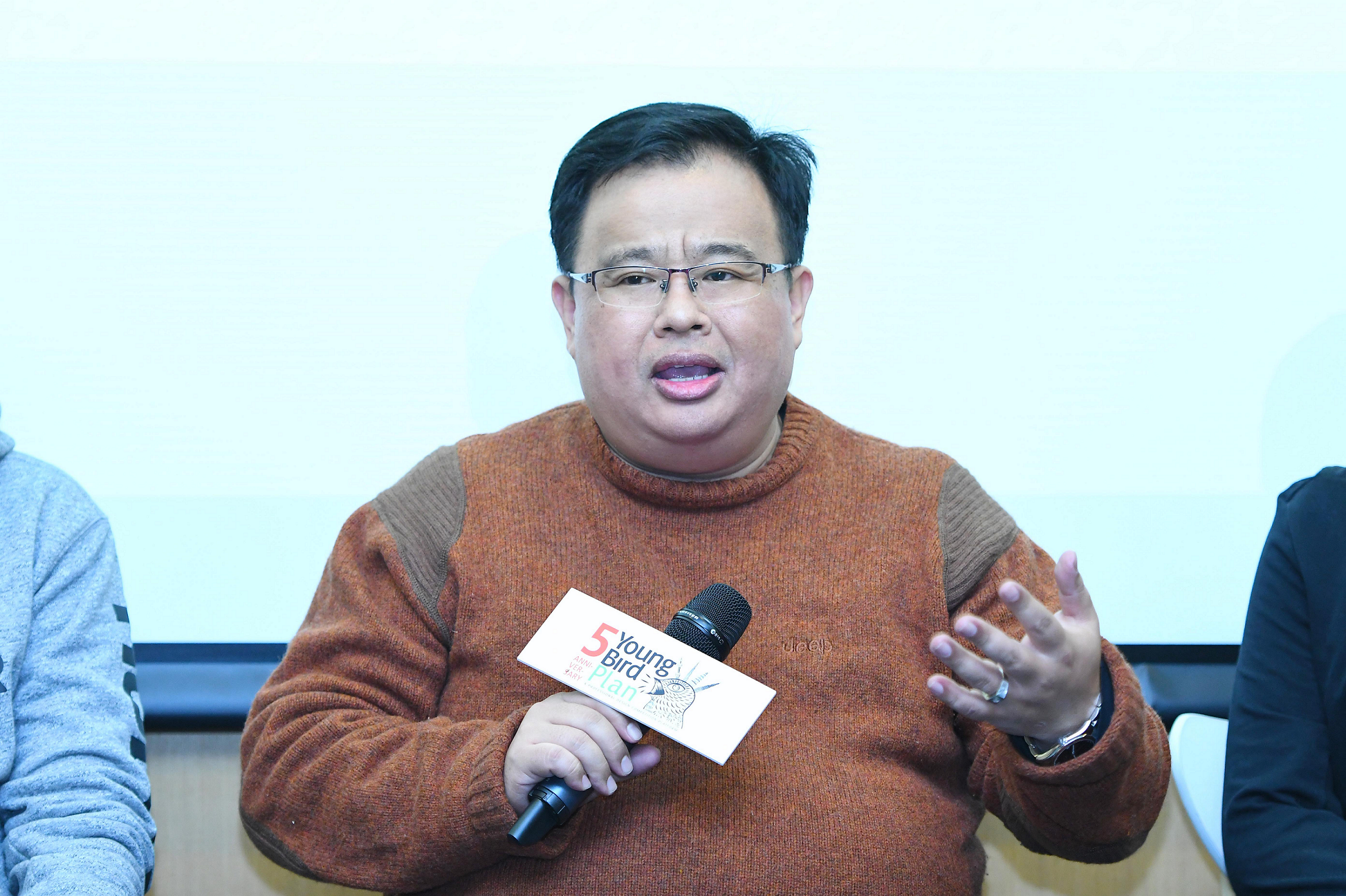 j9����վ�����й����ٷ���վ