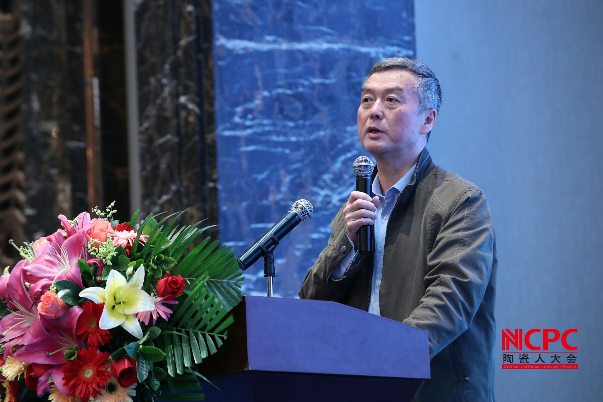 j9����վ�����й����ٷ���վ