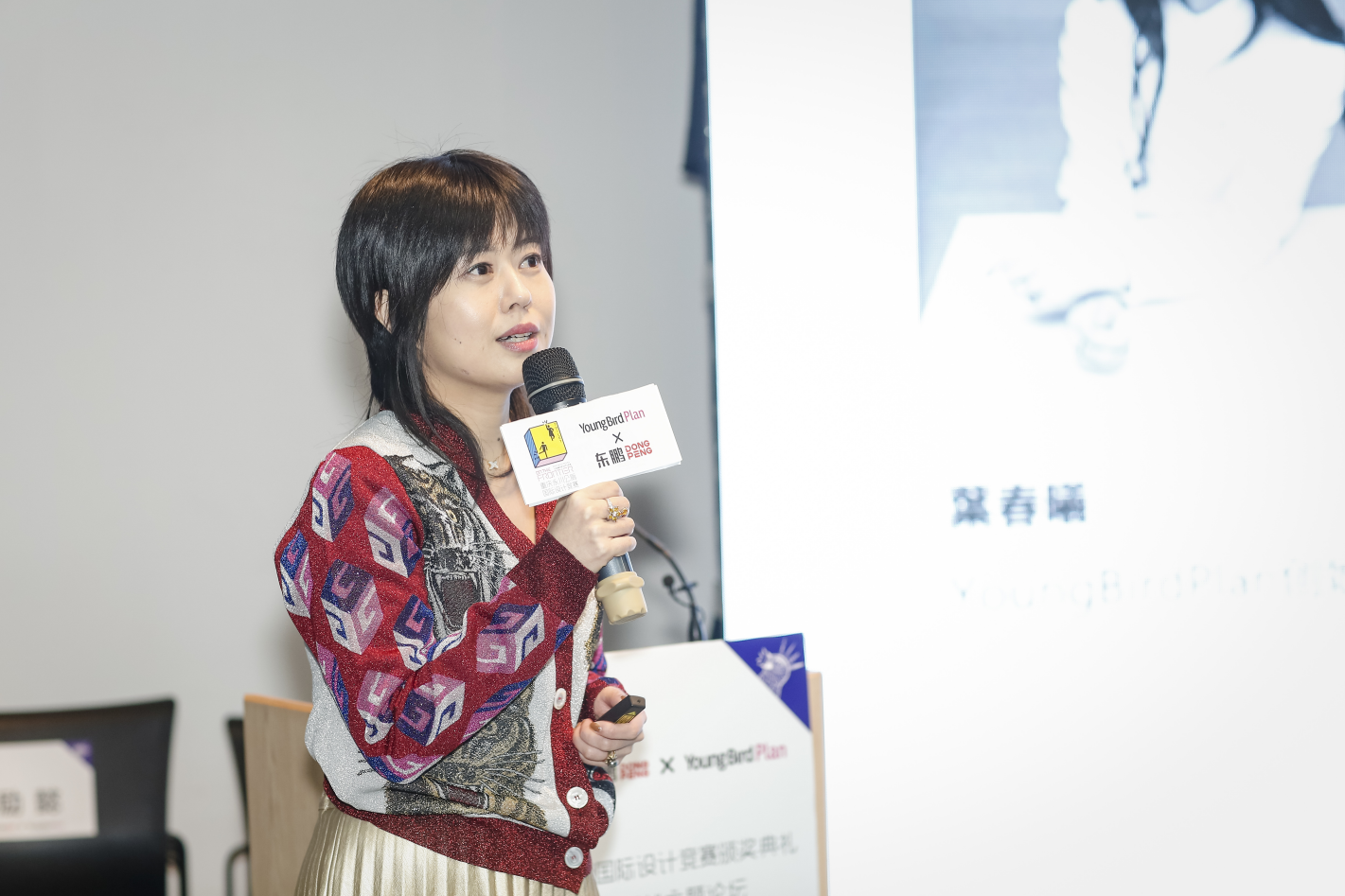 j9����վ�����й����ٷ���վ