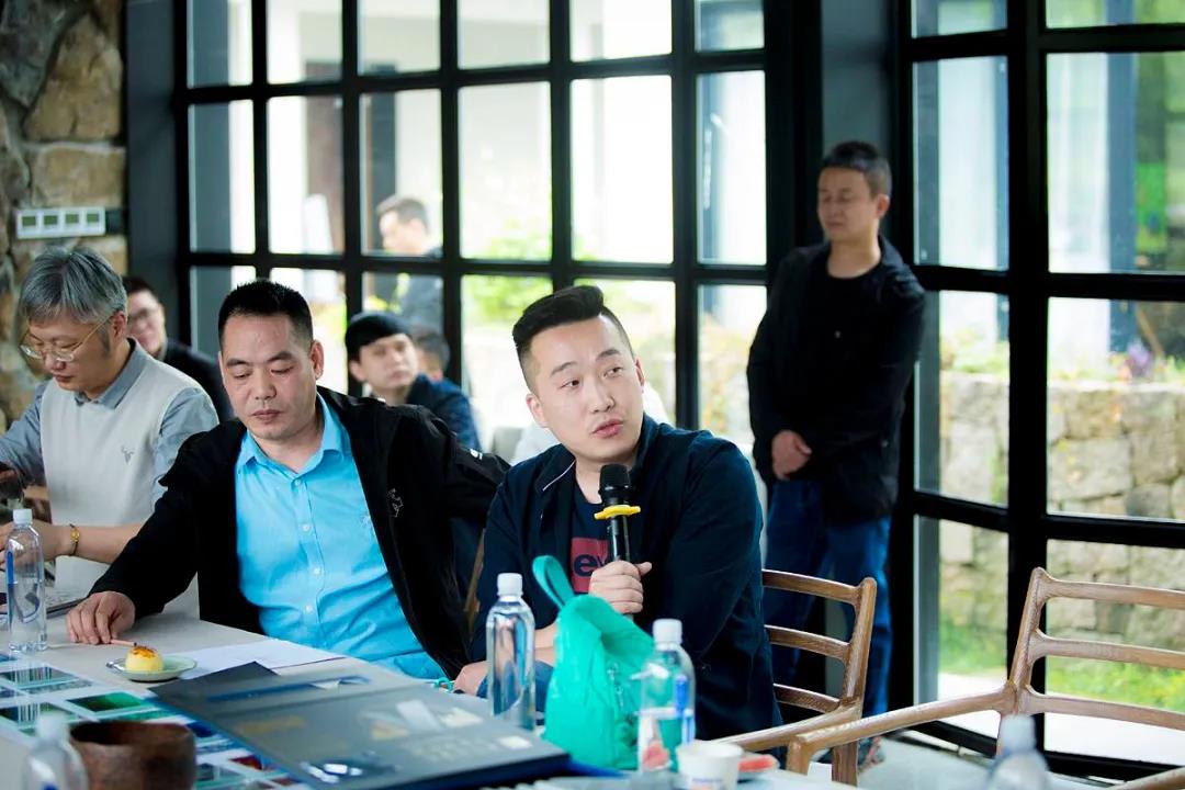 j9����վ�����й����ٷ���վ