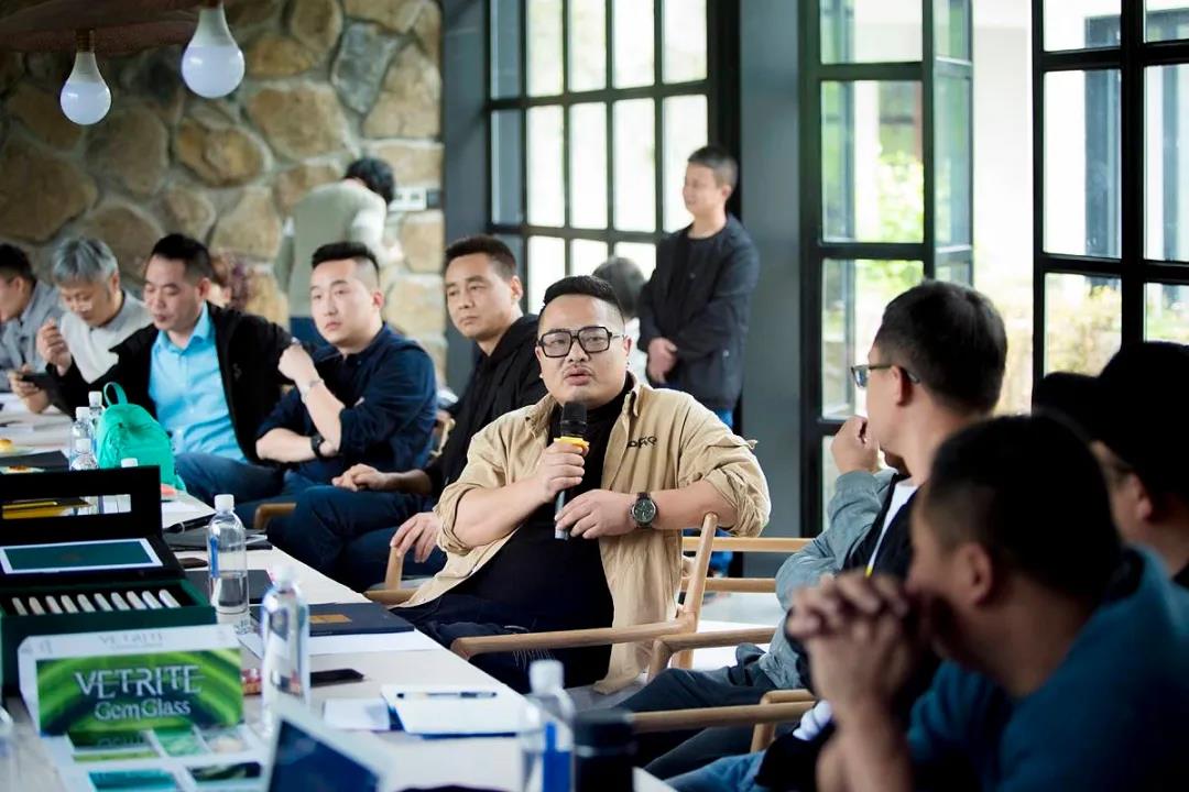 j9����վ�����й����ٷ���վ