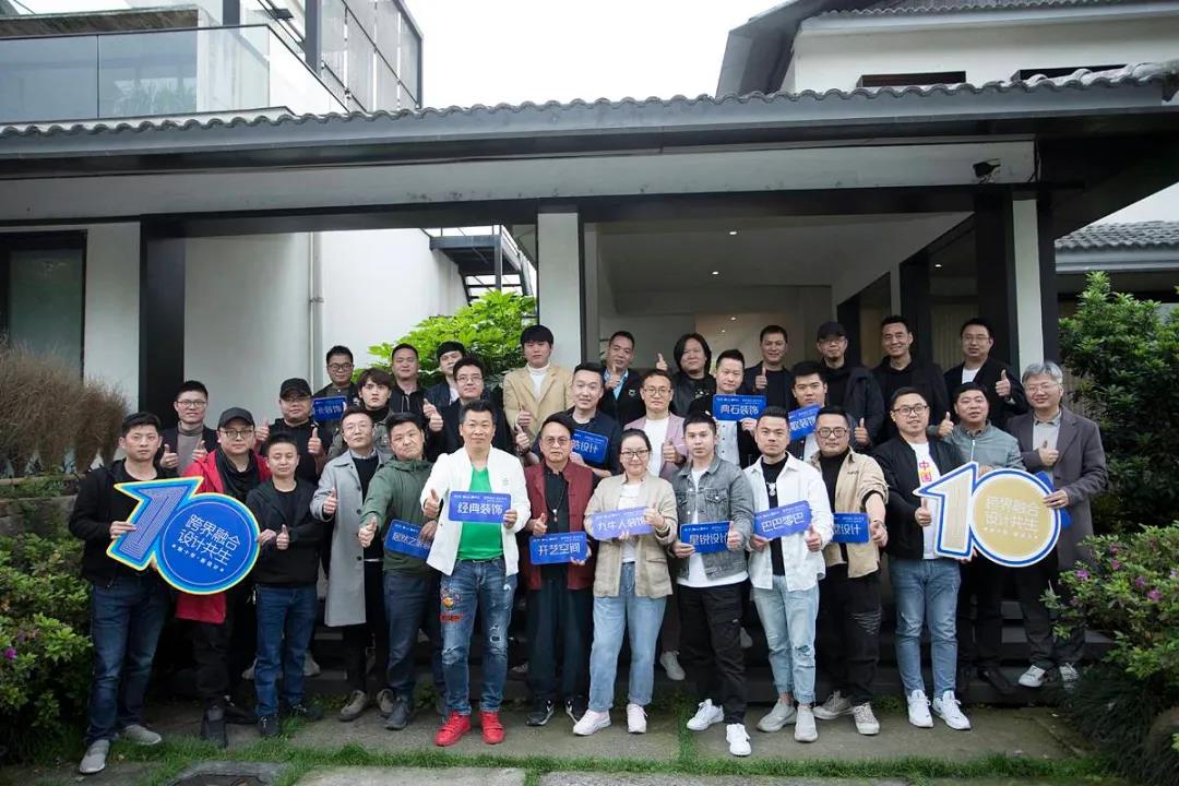 j9����վ�����й����ٷ���վ