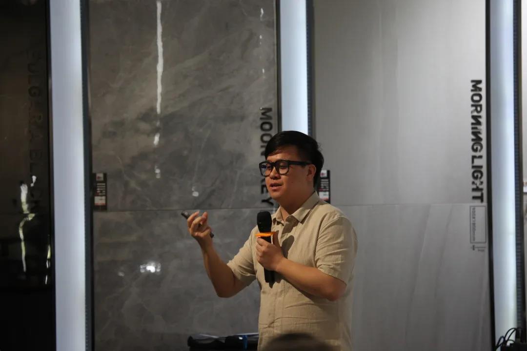 j9����վ�����й����ٷ���վ