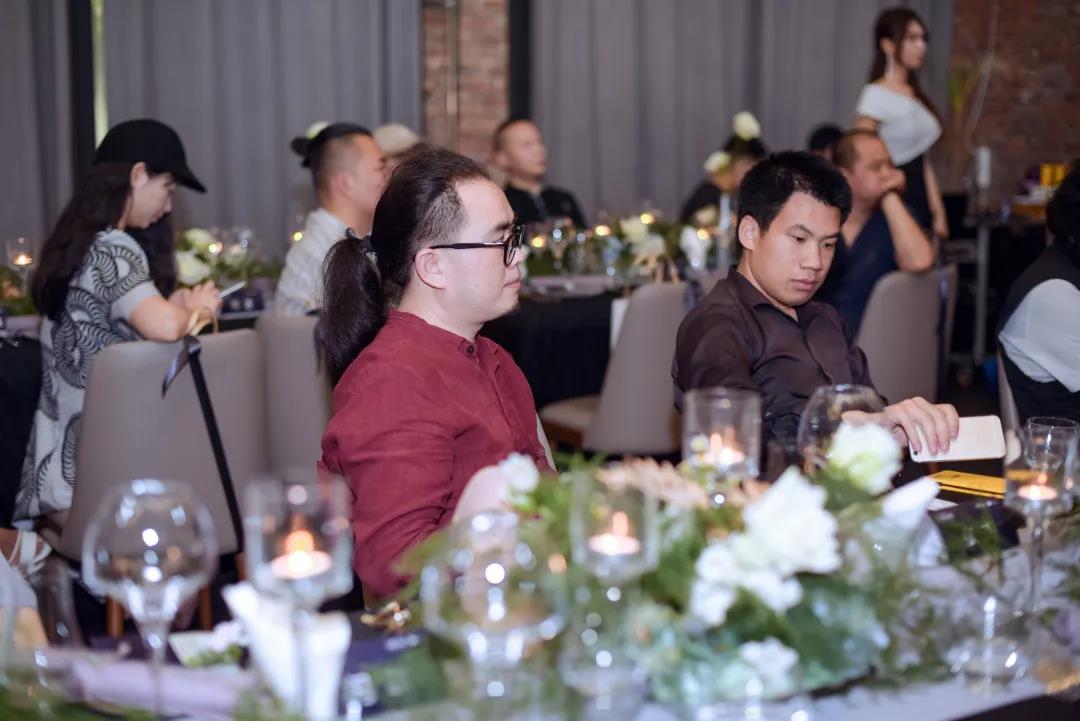 j9����վ�����й����ٷ���վ