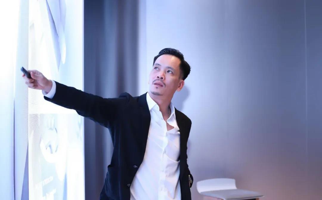 j9����վ�����й����ٷ���վ