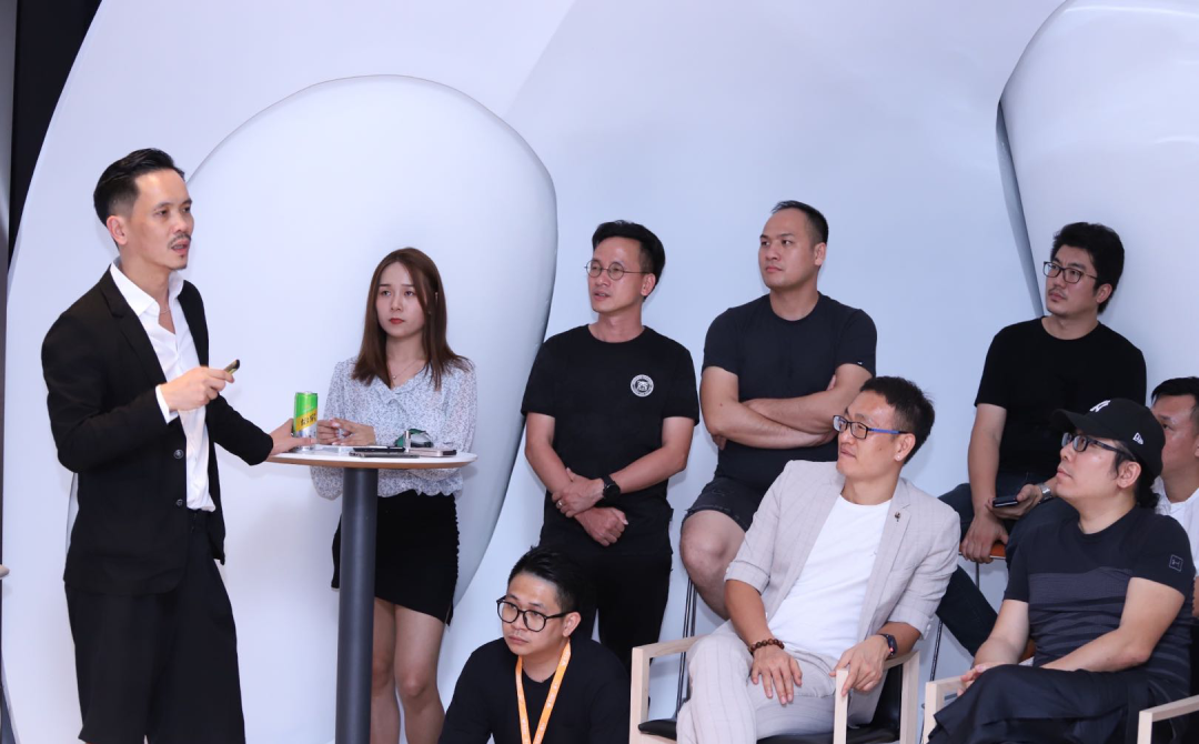 j9����վ�����й����ٷ���վ