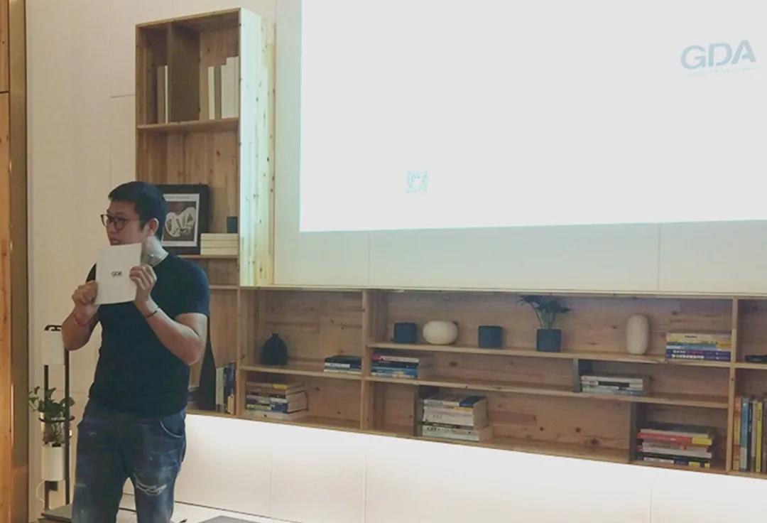 j9����վ�����й����ٷ���վ