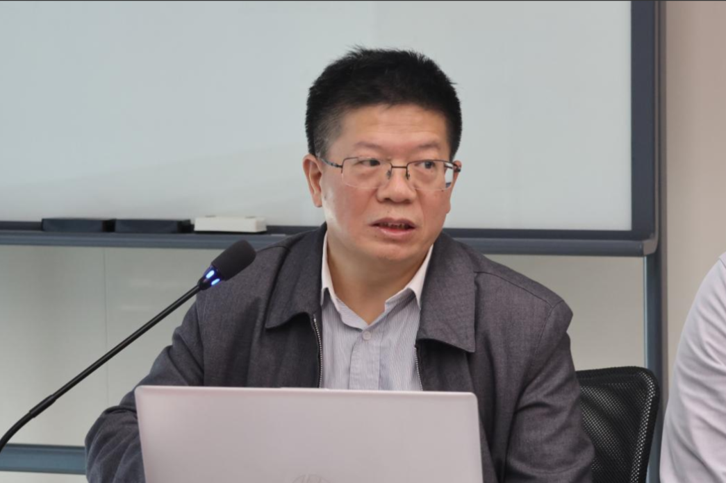 j9����վ�����й����ٷ���վ