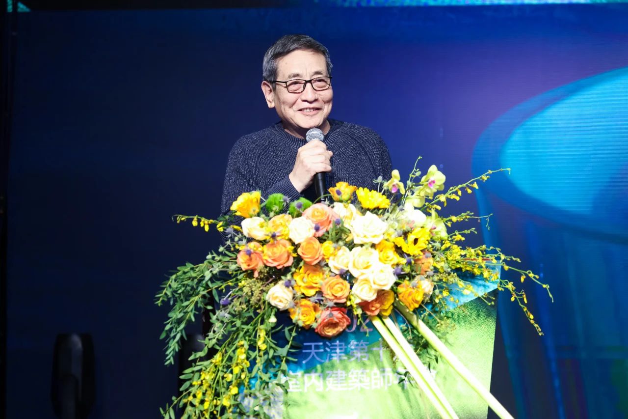 j9����վ�����й����ٷ���վ