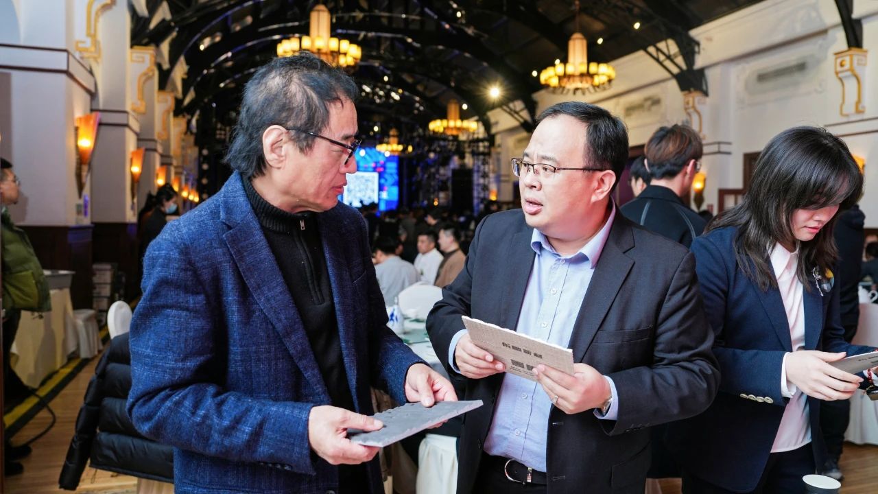 j9����վ�����й����ٷ���վ