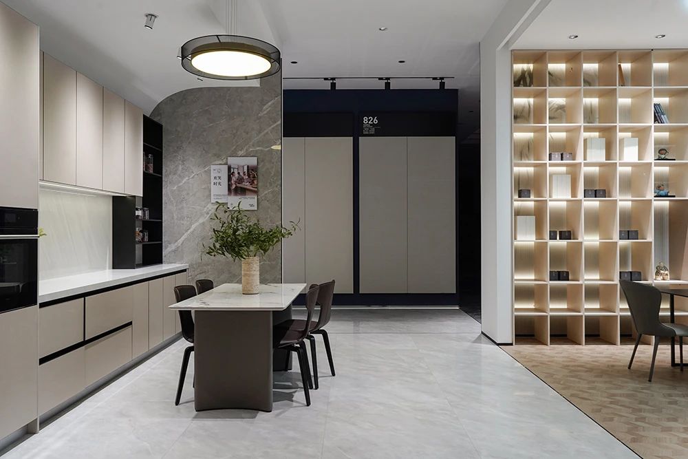 j9����վ�����й����ٷ���վ