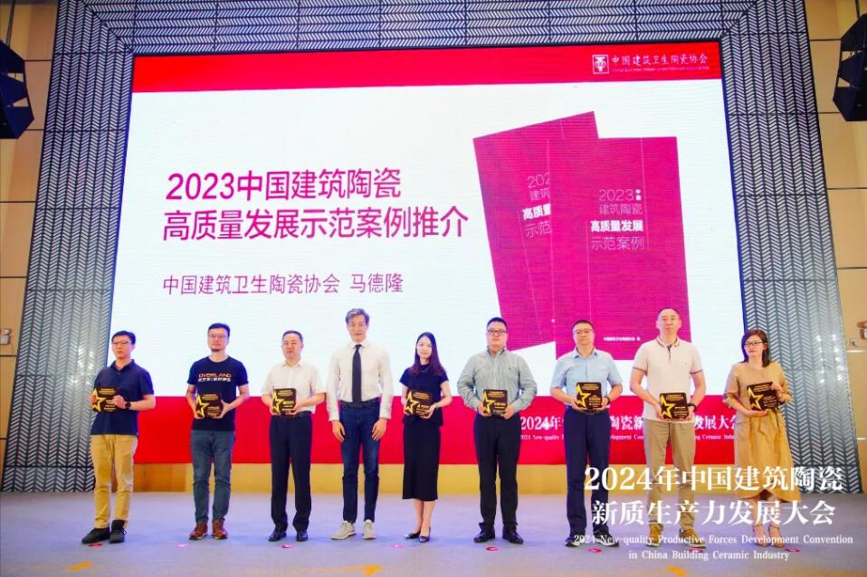 j9����վ�����й����ٷ���վ