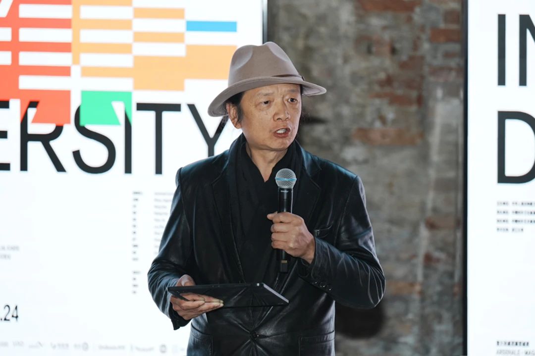 j9����վ�����й����ٷ���վ