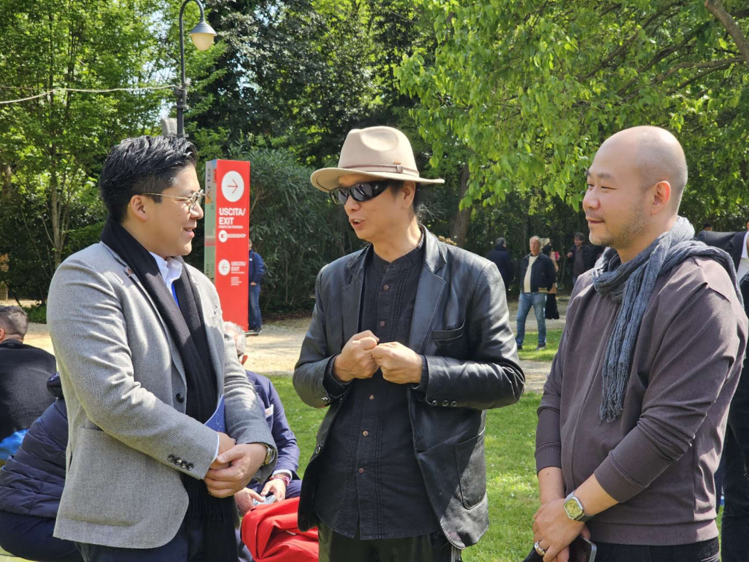 j9����վ�����й����ٷ���վ