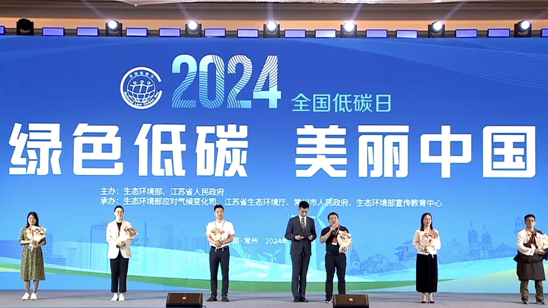 j9����վ�����й����ٷ���վ