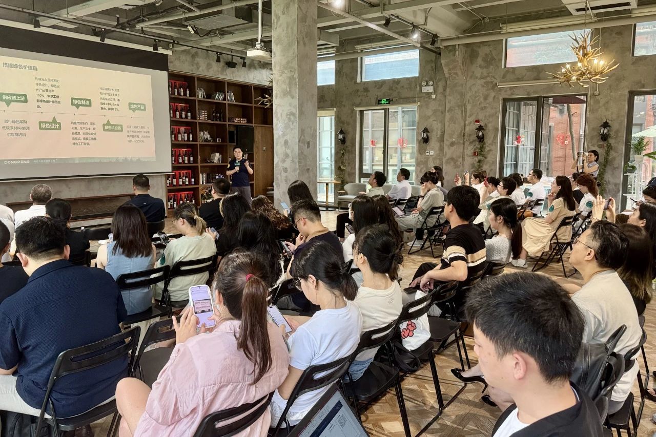 j9����վ�����й����ٷ���վ