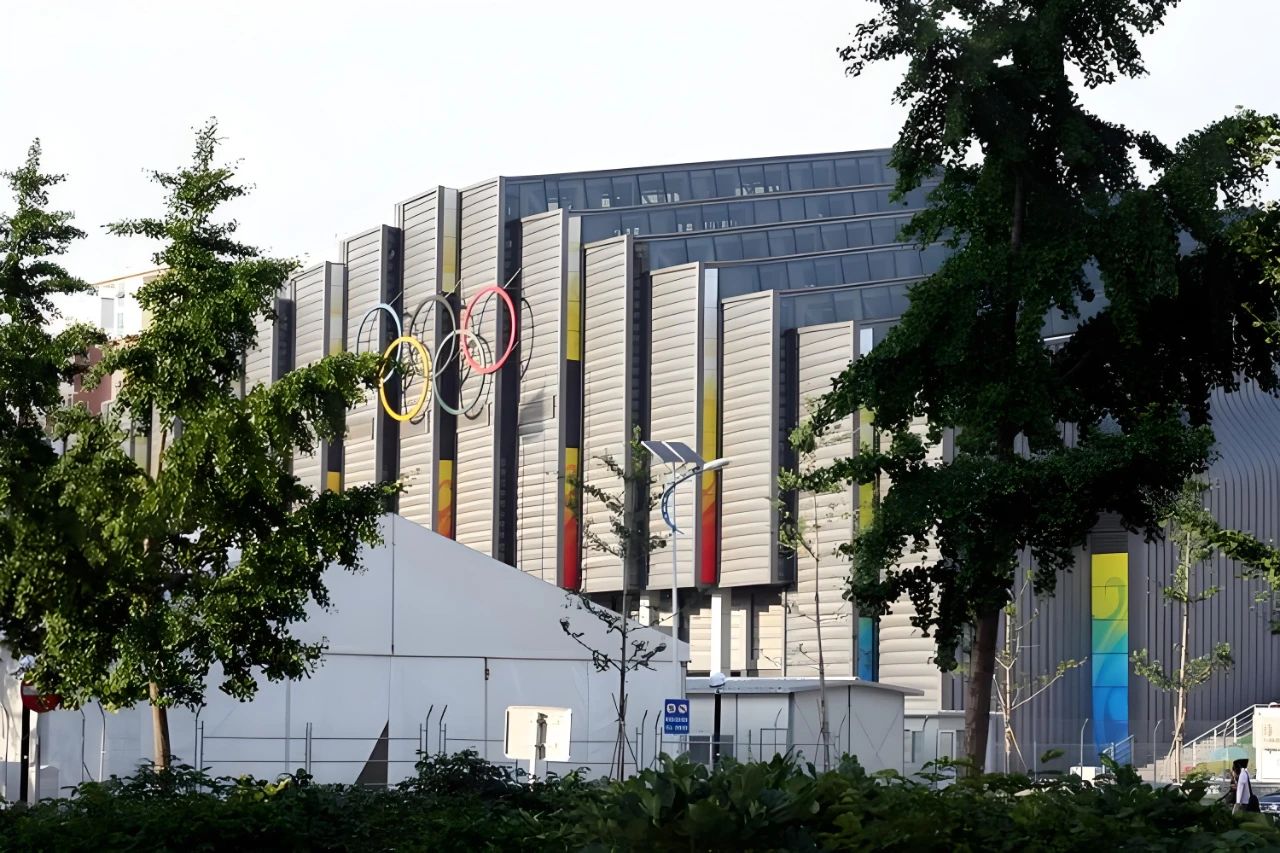 j9����վ�����й����ٷ���վ