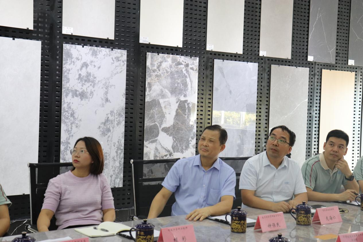 j9����վ�����й����ٷ���վ