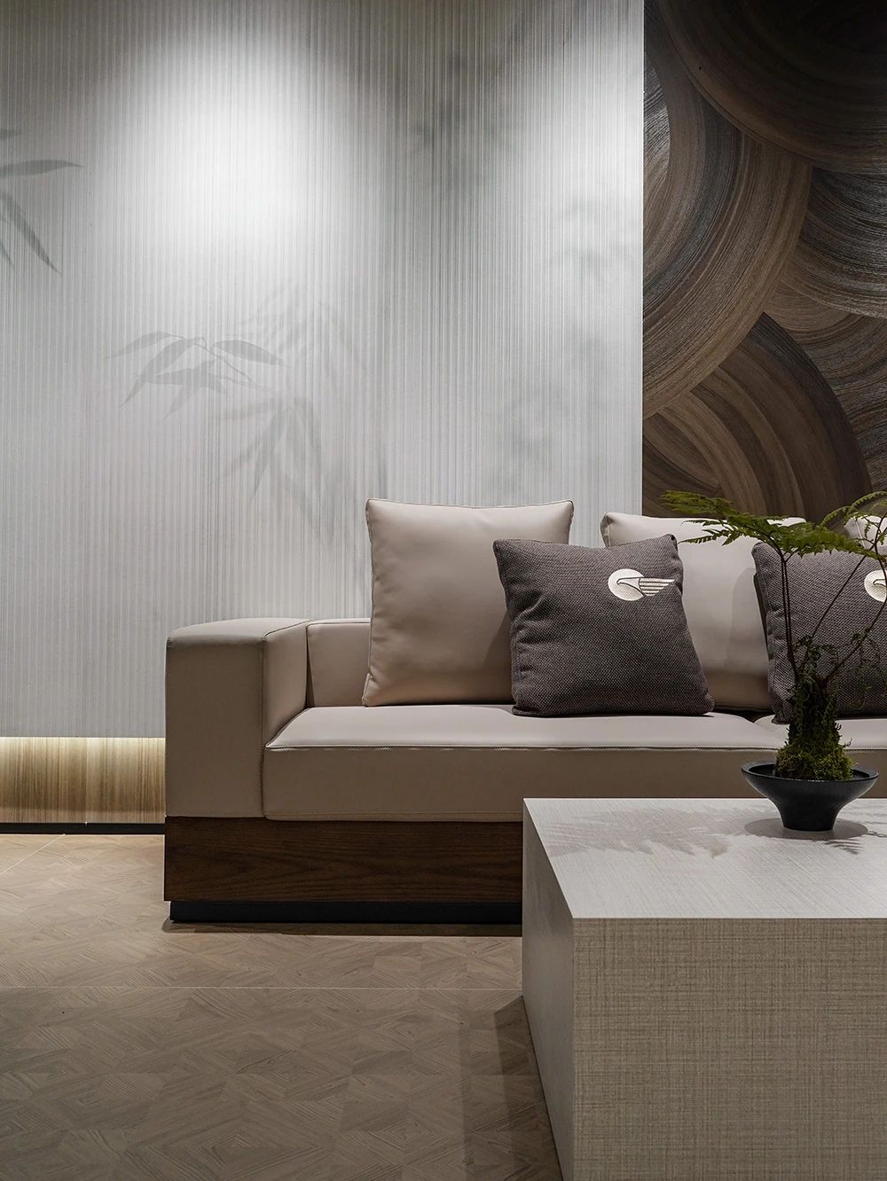 j9����վ�����й����ٷ���վ