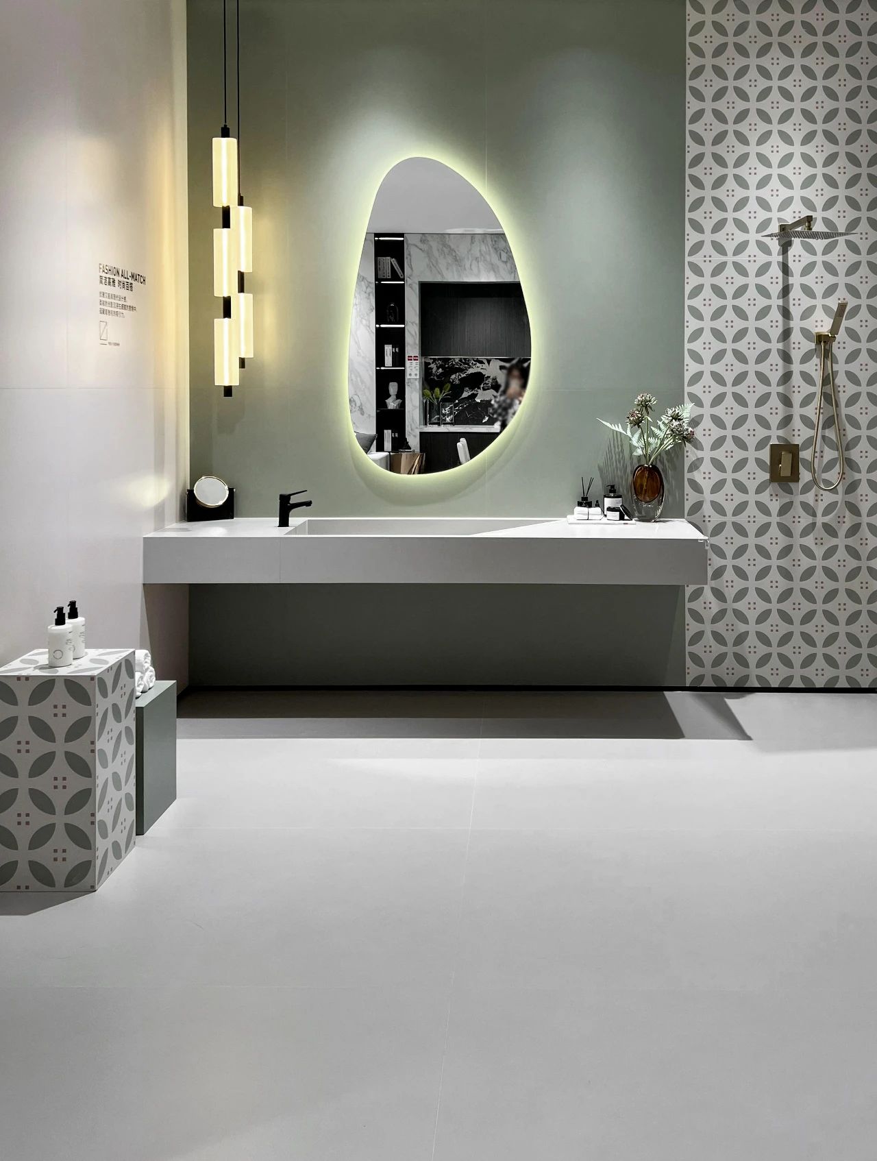 j9����վ�����й����ٷ���վ