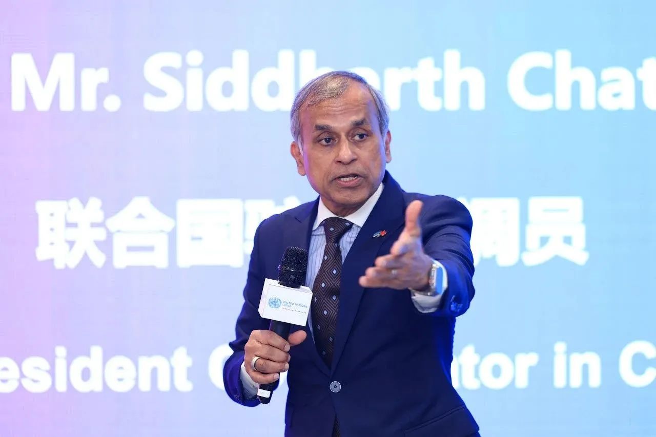 j9����վ�����й����ٷ���վ