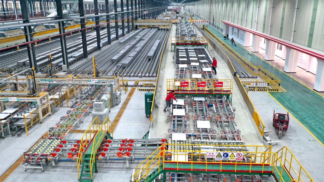 j9����վ�����й����ٷ���վ